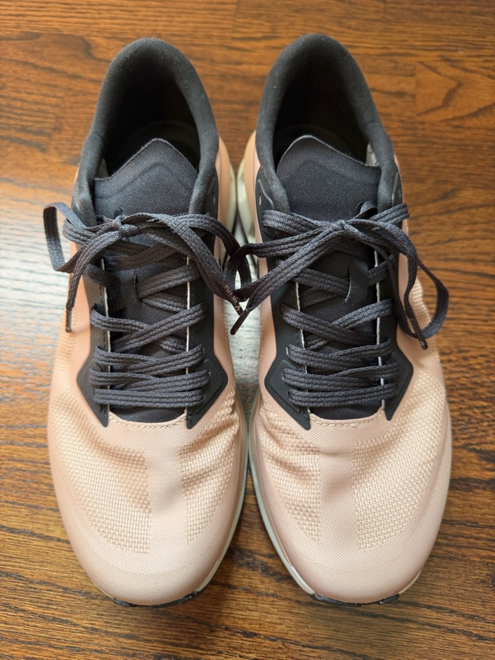 Women's Lightweight Running Shoes - Pink/Black